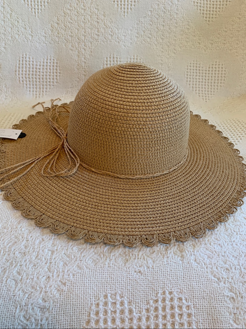 Jessica Simpson Scalloped Edge Wide Brim Straw Hat - UPF 50 UV Protection
